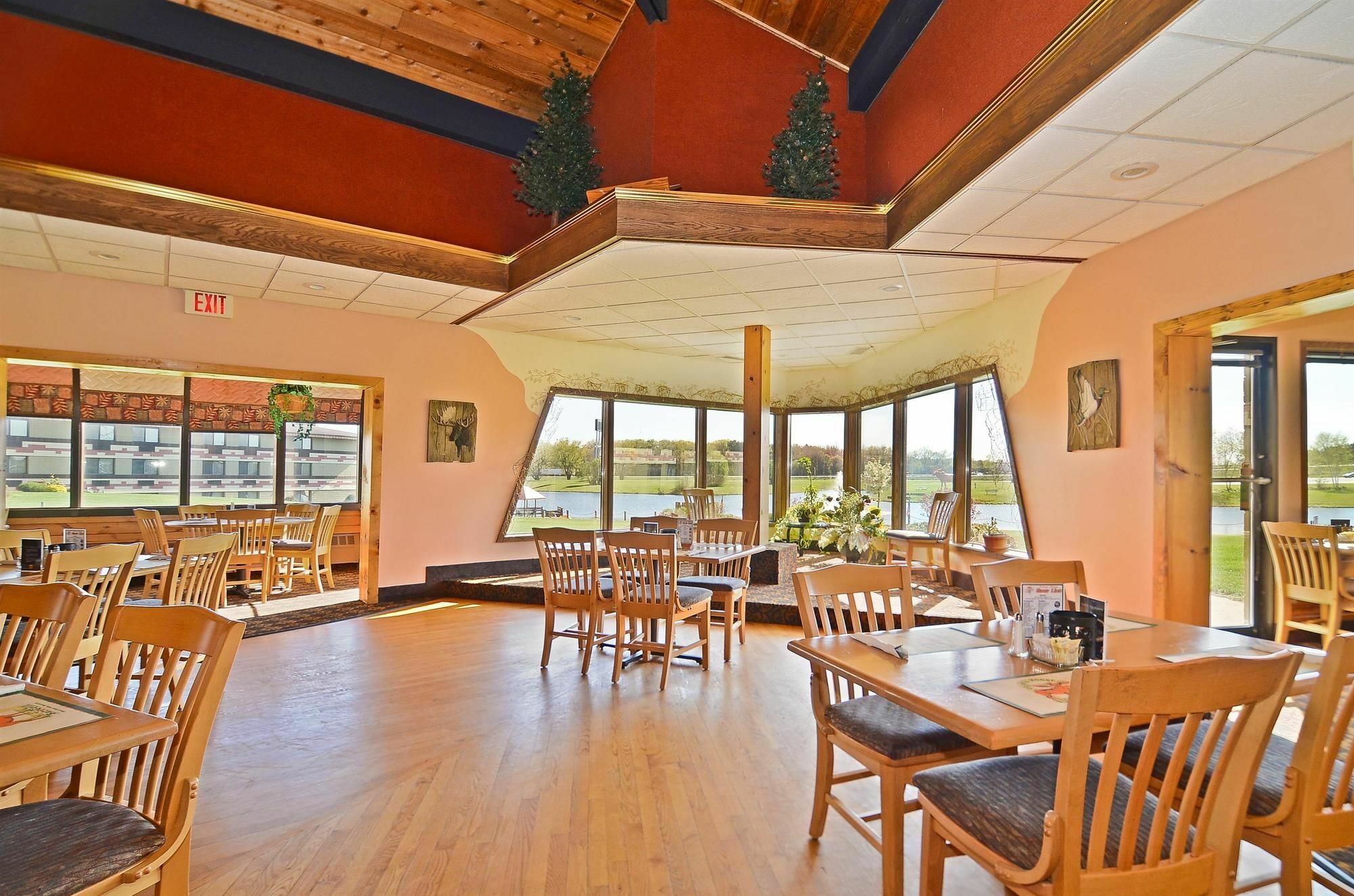 Surestay Plus Hotel By Best Western Black River Falls Dış mekan fotoğraf